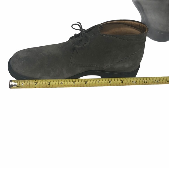 FLASH SALE….Tod's Mens/Womens Gray Suede Ankle Boot - Picture 16 of 16